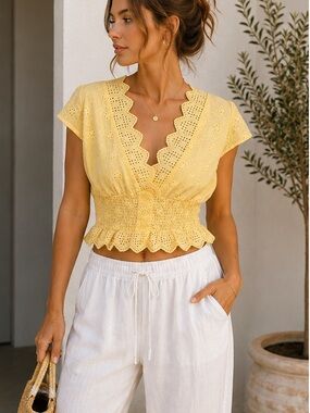 buttercream Yellow Eyelet Lace Peplum Top – Cottagecore Boho L coastal